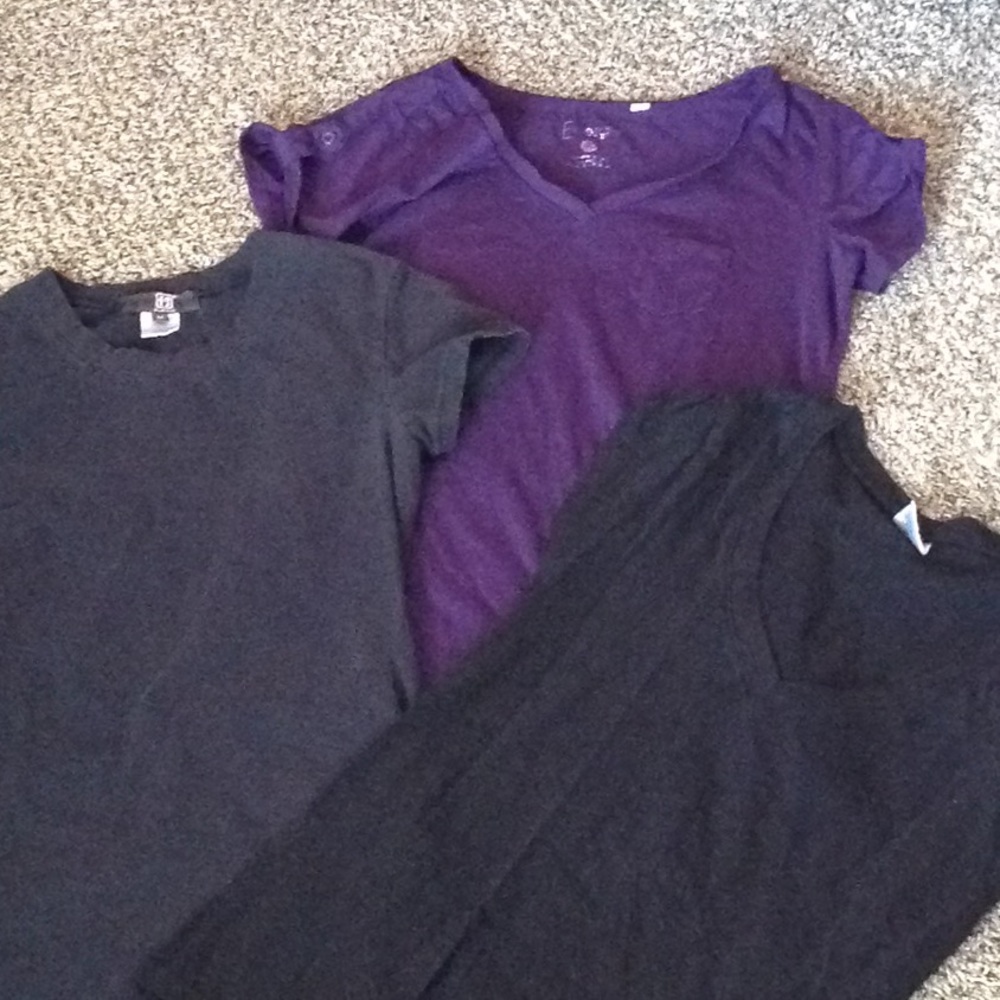 Tee shirt lot (free with bundle)